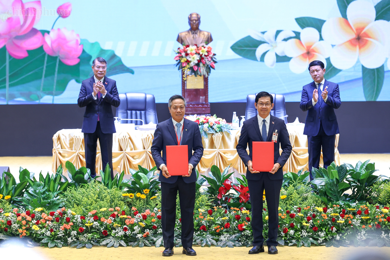 kí kết