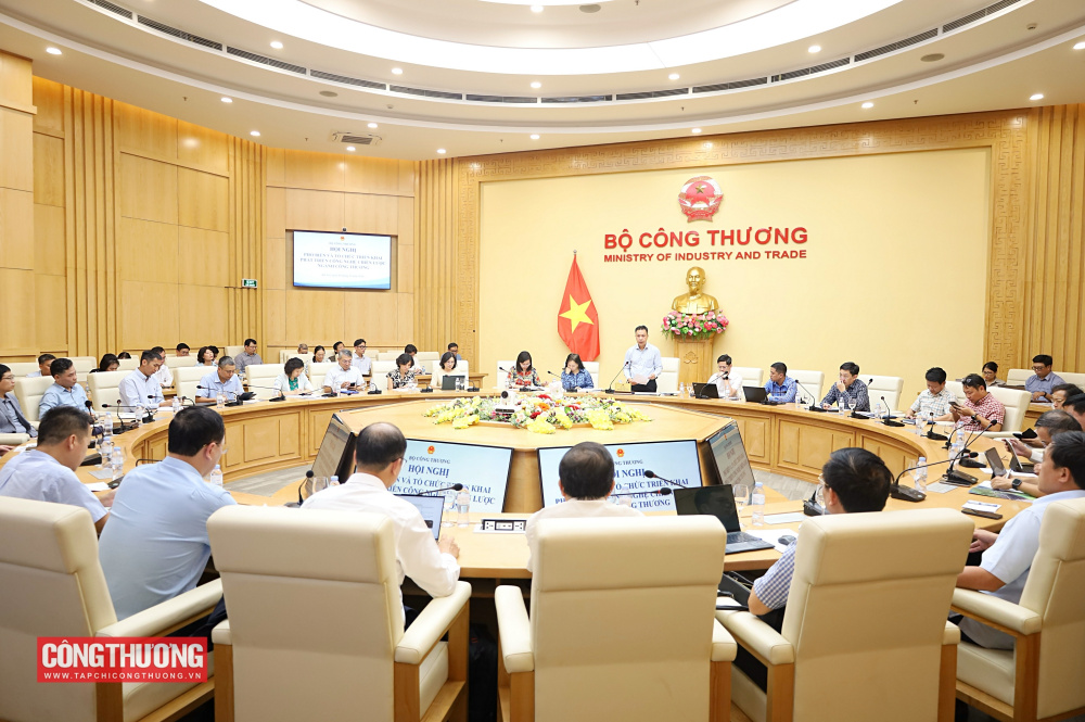 Khởi động các sản phẩm công nghệ chiến lược trong năm 2026: Bộ Công Thương quyết tâm chuyển từ nghiên cứu sang ứng dụng thực tiễn bền vững