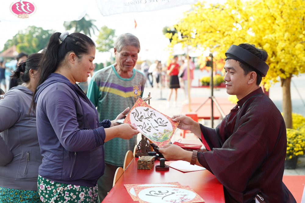 “Chung vị Tết Việt - Gắn kết muôn miền”