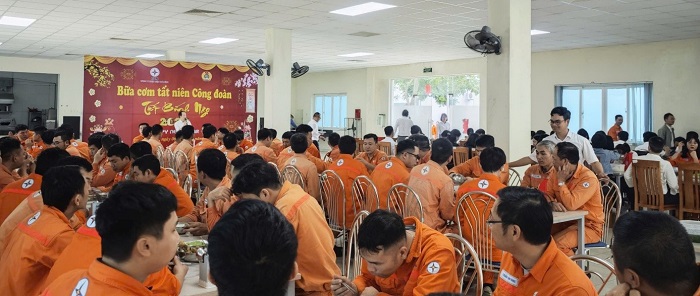 Tổ chức chương trình “Bữa cơm tất niên Công đoàn” Xuân Bính ngọ