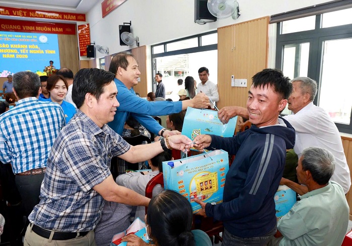 Yến sào Khánh Hòa