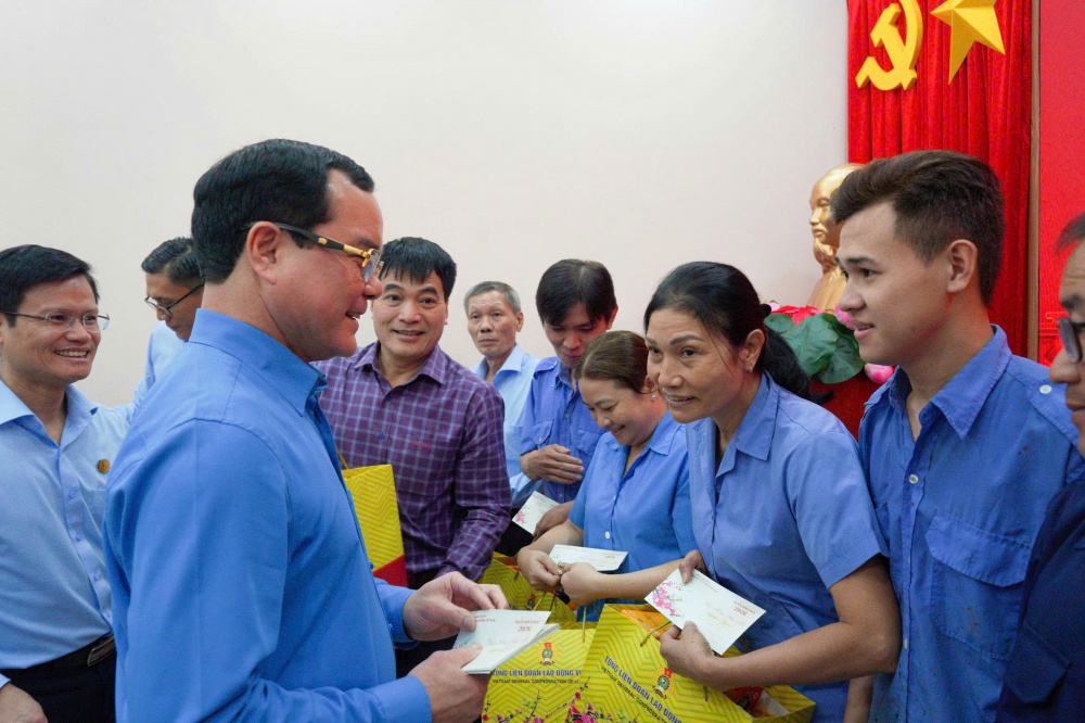 người lao động phân bón miên nam 1