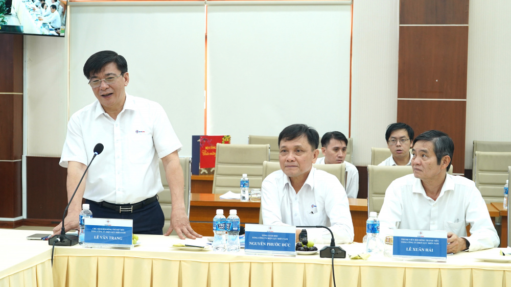 Thứ trưởng Bộ Công Thương Nguyễn Hoàng Long: EVNSPC đã chuẩn bị kỹ phương án bảo đảm điện dịp Tết Nguyên đán 2026