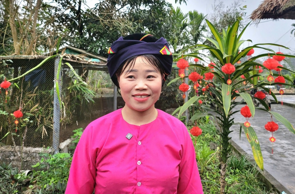 Dòng điện mùa Xuân thắp sáng bản Tày Thâm Pất