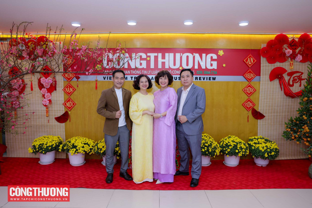 Tạp chí Công Thương tổ chức tiệc cuối năm và tri ân Nguyên Tổng Biên tập Đặng Thị Ngọc Thu