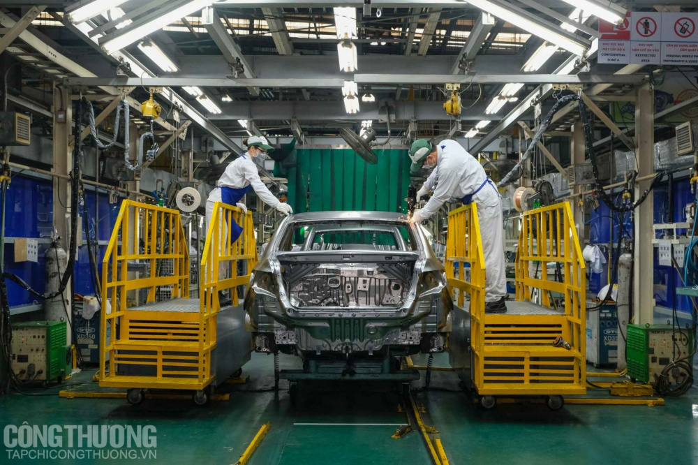 sản xuất công nghiệp