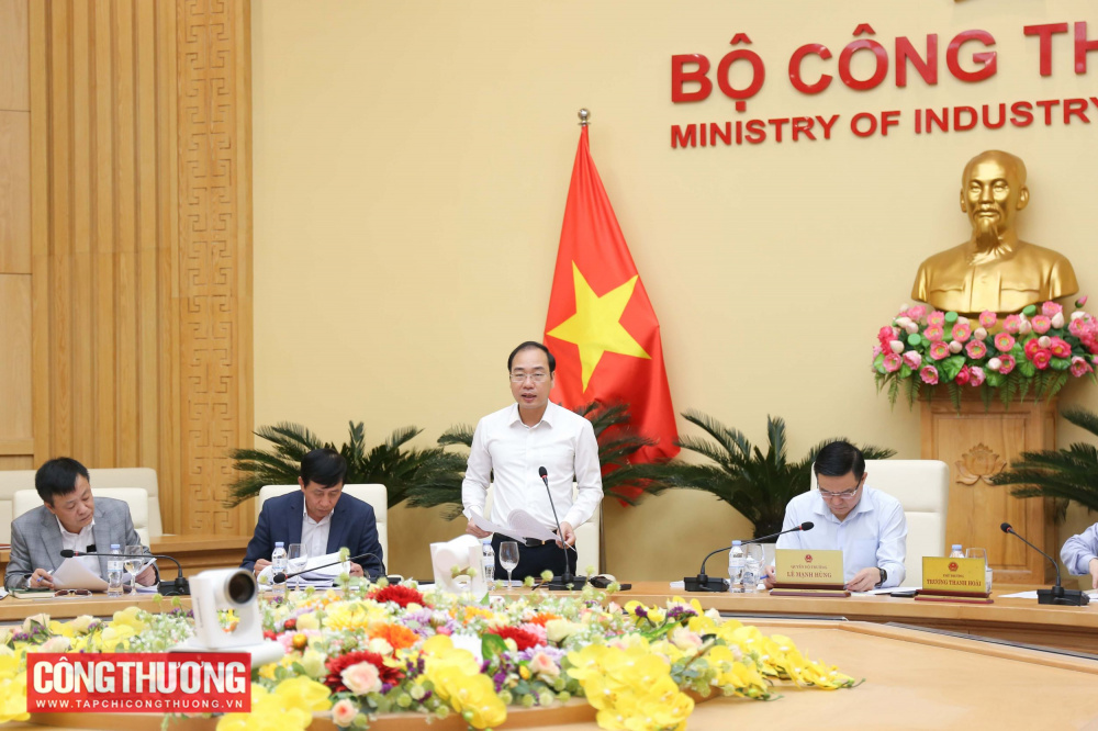 Phát triển văn hóa công vụ ngành Công Thương