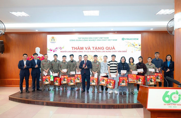 chủ tịch vinachem chúc tết 5