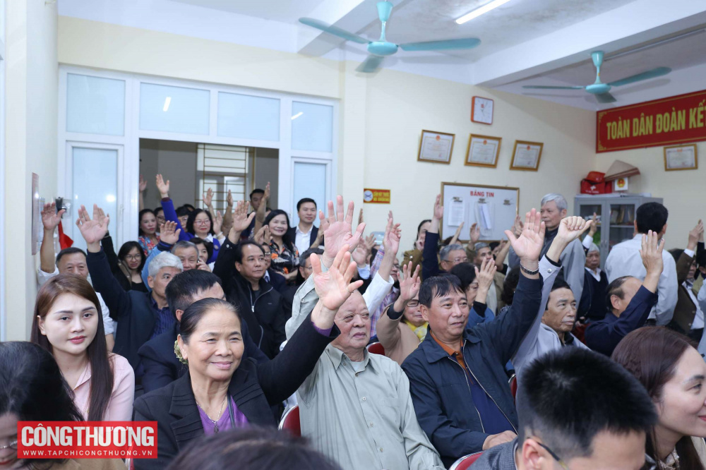 Cử tri nơi cư trú nhất trí 100% giới thiệu Quyền Bộ trưởng Bộ Công Thương Lê Mạnh Hùng ứng cử đại biểu Quốc hội khóa XVI