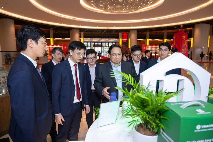 thủ tướng thăm triển lãm 1