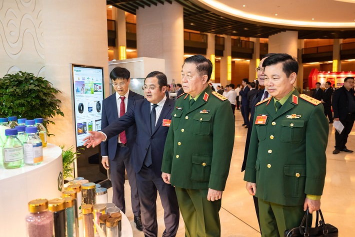 triển lãm vinachem 2