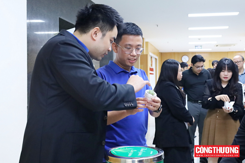 Một số hình ảnh hoạt động đổi pin cũ lấy cây xanh