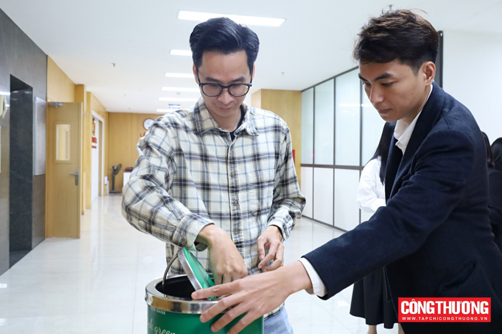 Một số hình ảnh hoạt động đổi pin cũ lấy cây xanh