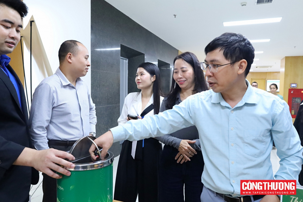 Một số hình ảnh hoạt động đổi pin cũ lấy cây xanh