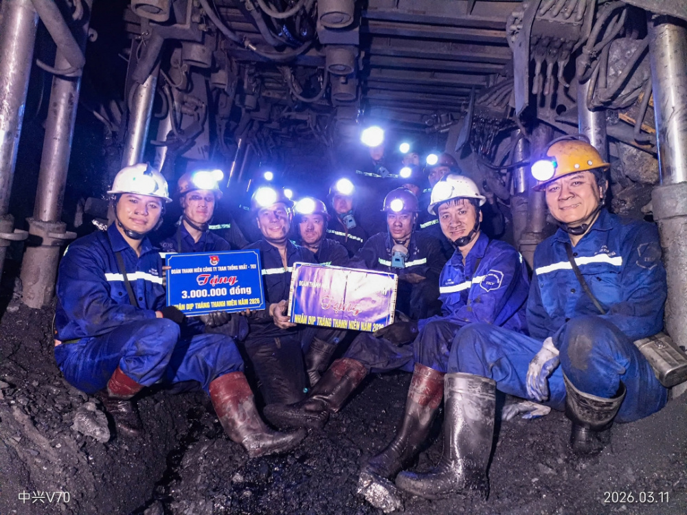 tháng thanh niên 3