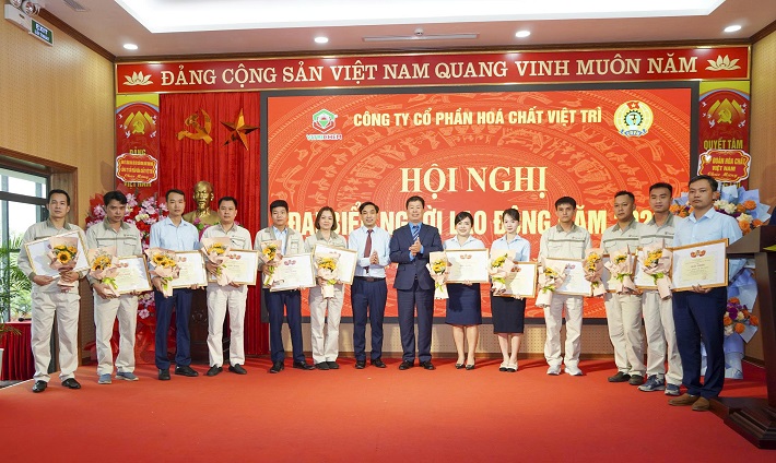 Hóa chất Việt Trì 5