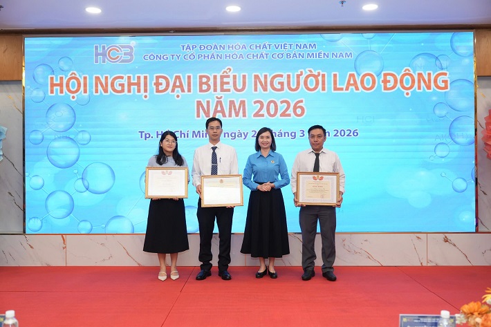 sản xuất hoá chất 5