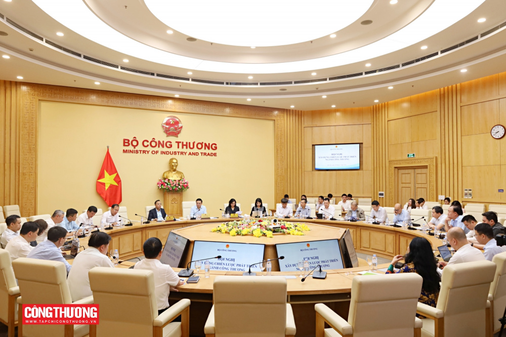 Xây dựng chiến lược ngành Công Thương
