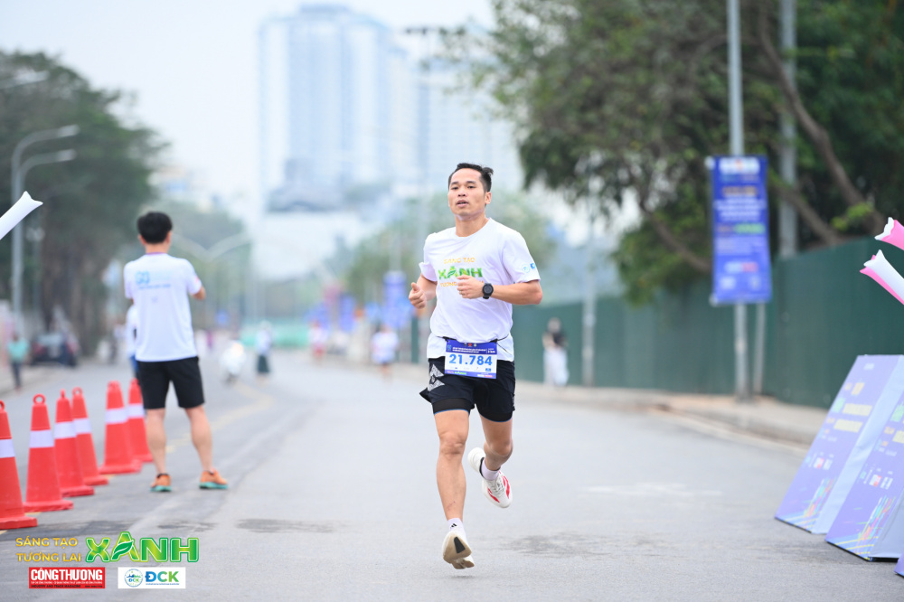 “Sáng tạo xanh - Tương lai xanh”: Khi mỗi bước chạy là một thông điệp sử dụng năng lượng tiết kiệm hiệu quả