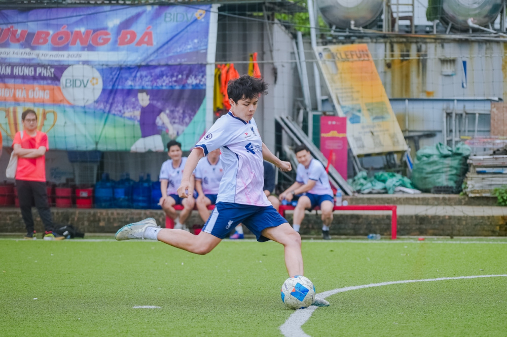 Giải bóng đá Tứ hùng 2026: Sân chơi kết nối sức trẻ, lan tỏa tinh thần cống hiến