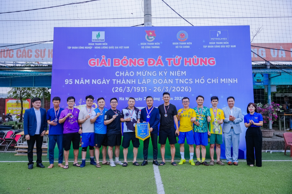 Giải bóng đá Tứ hùng 2026: Sân chơi kết nối sức trẻ, lan tỏa tinh thần cống hiến