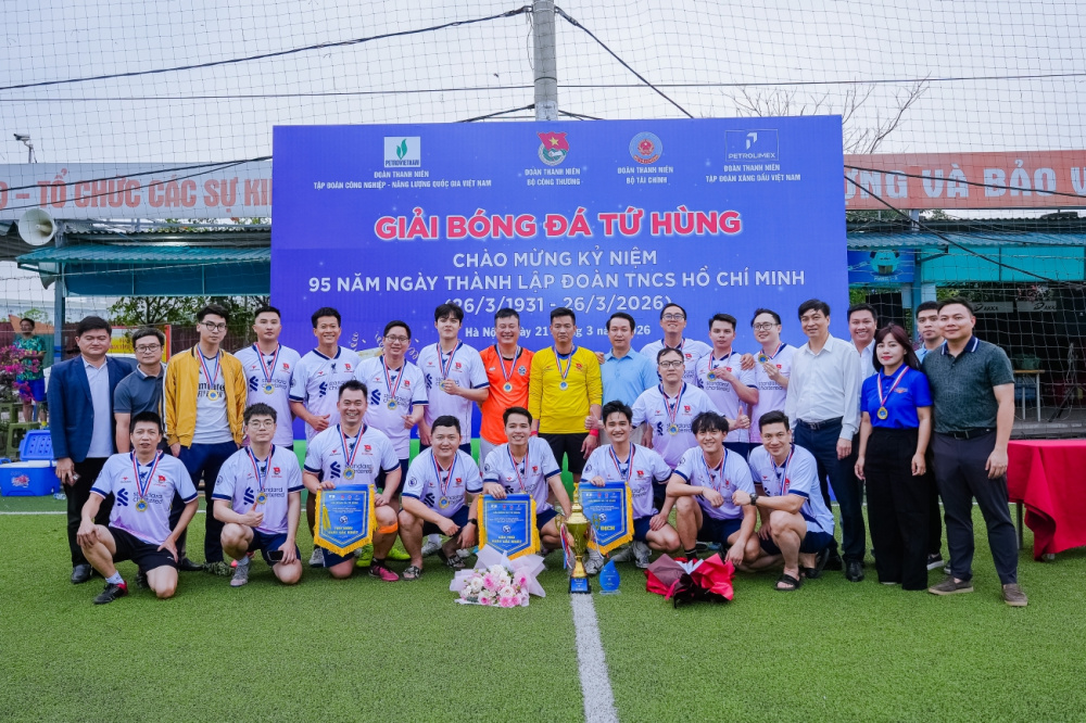 Giải bóng đá Tứ hùng 2026: Sân chơi kết nối sức trẻ, lan tỏa tinh thần cống hiến