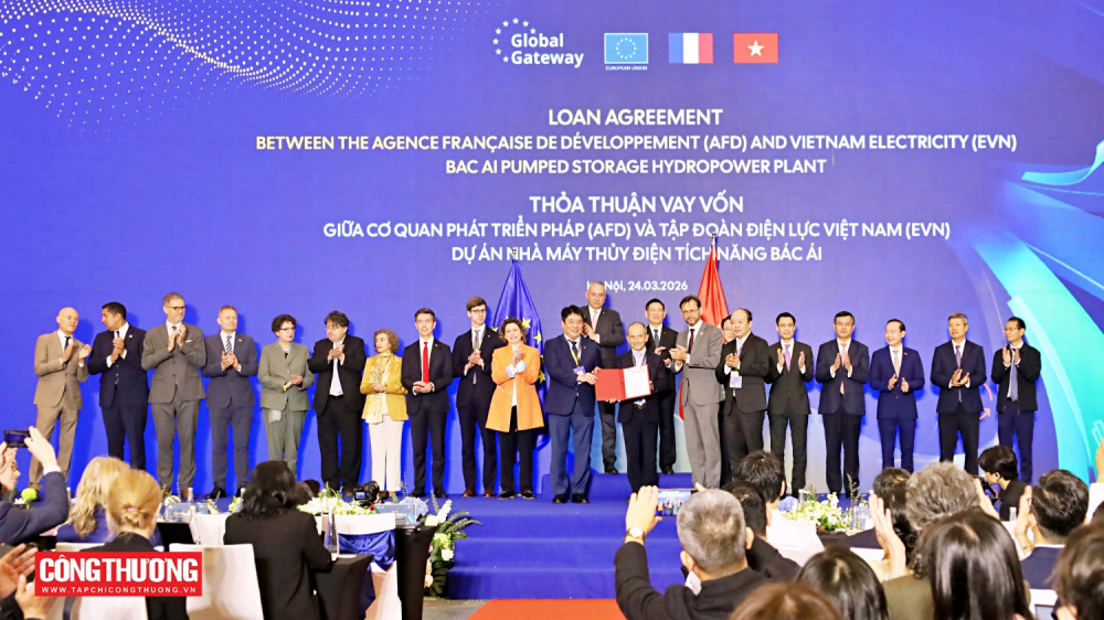 Một số hình ảnh tại Phiên toàn thể Diễn đàn Kinh doanh và Đầu tư EU - Việt Nam