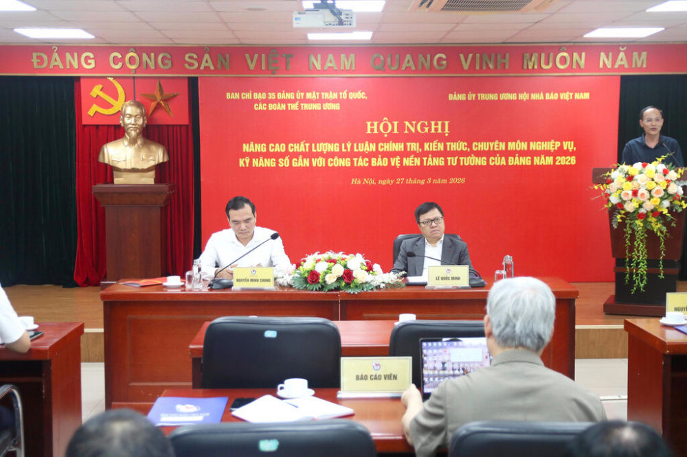 báo chí bảo vệ nền tảng tư tưởng