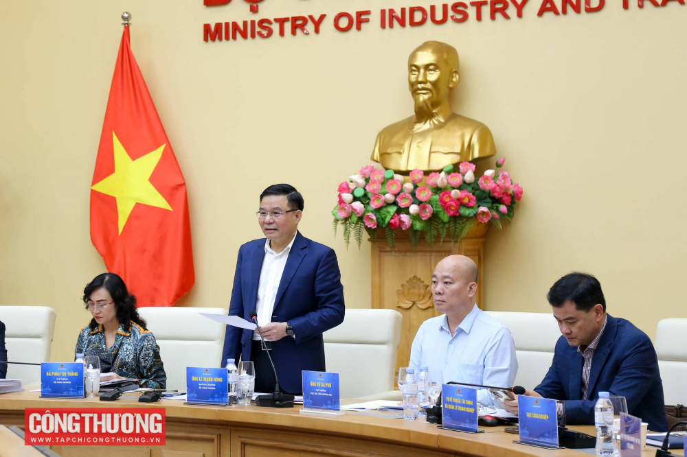 Bộ Công Thương tổ chức Hội nghị giao ban Xúc tiến thương mại với hệ thống Thương vụ Việt Nam ở nước ngoài quý I/2026