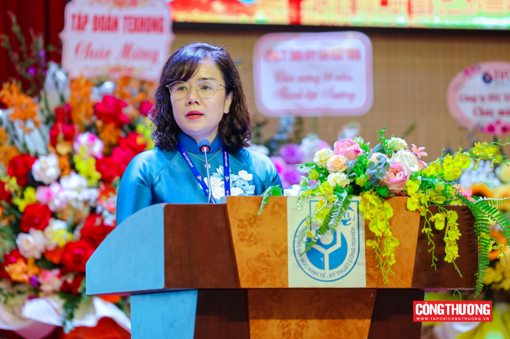 Gần 5.000 cơ hội việc làm tại Ngày hội hợp tác doanh nghiệp Trường Đại học Kinh tế - Kỹ thuật Công nghiệp