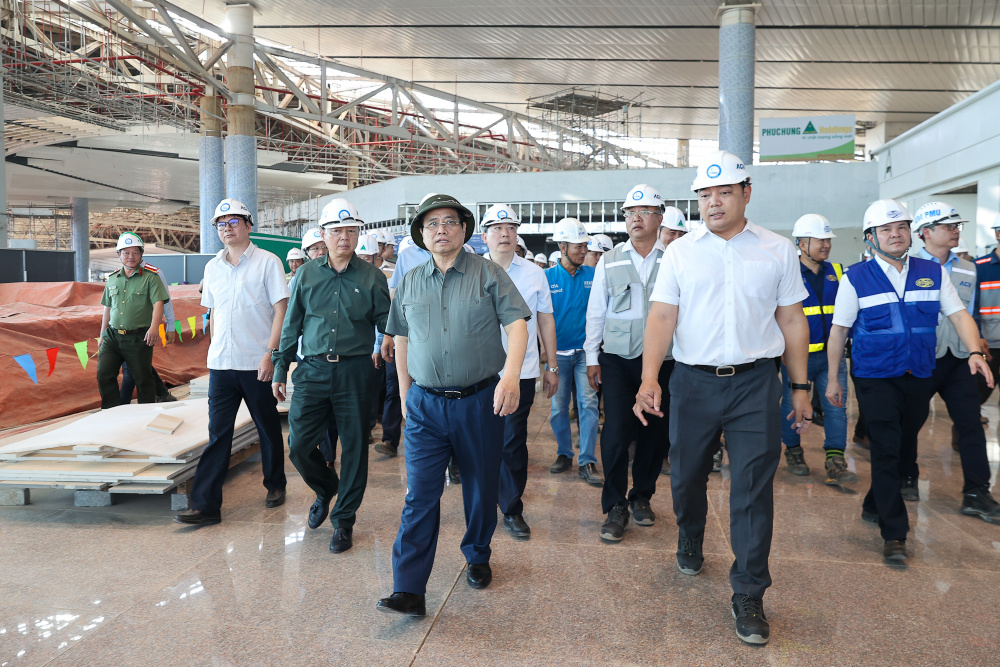 Thủ tướng làm việc Long Thành