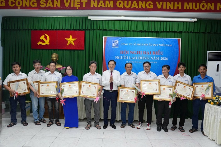 khen thưởng người lao động 3