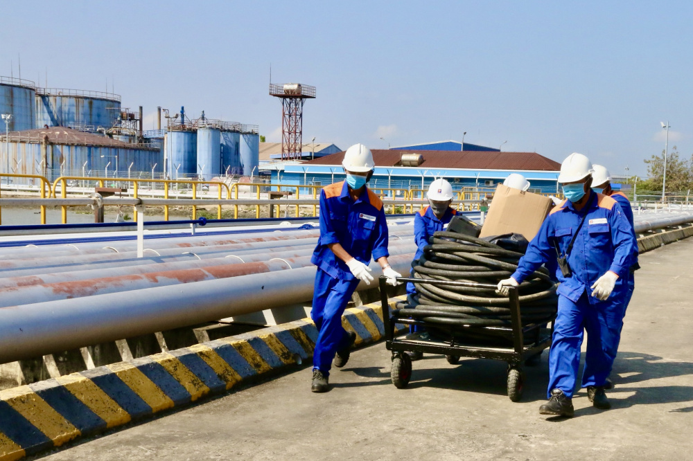 ứng phó sự cố tràn dầu 5