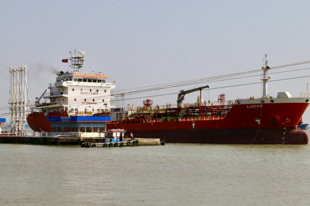 ứng phó sự cố tràn dầu 3