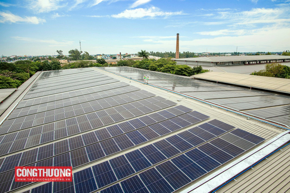 Tăng cường thực thi tiết kiệm điện và phát triển điện mặt trời mái nhà