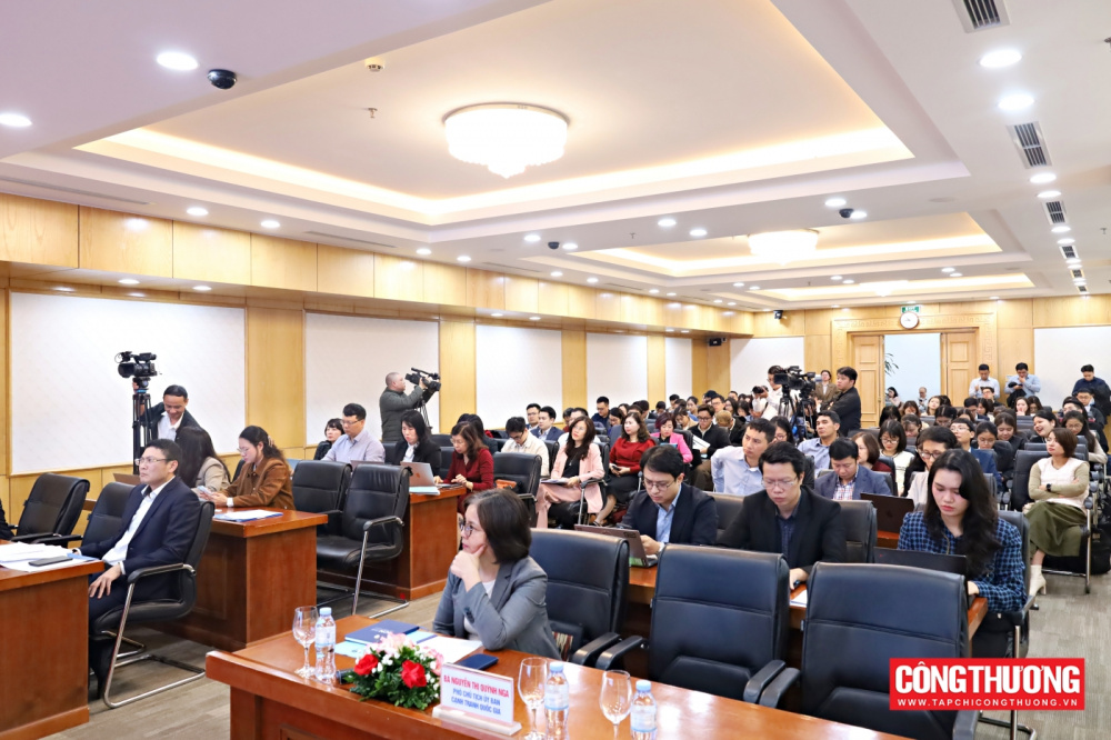 Bộ Công Thương lấy ý kiến sửa đổi 4 luật chuyên ngành về thương mại, cạnh tranh: Tháo gỡ “điểm nghẽn”, khơi thông nguồn lực