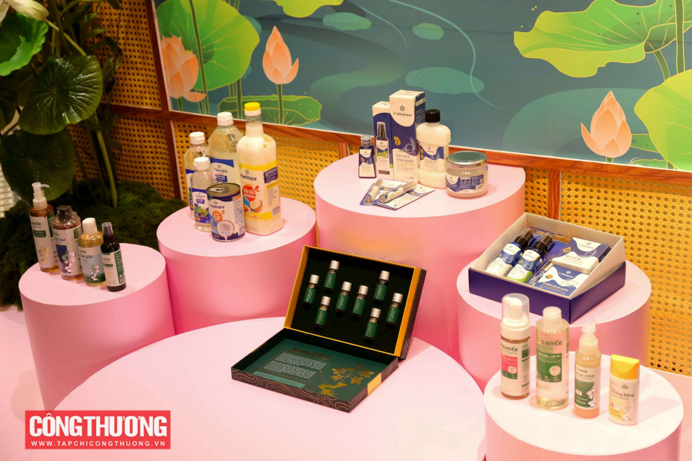 Không gian trưng bày, livestream “Sức sống hàng Việt” lần thứ 2 năm 2026