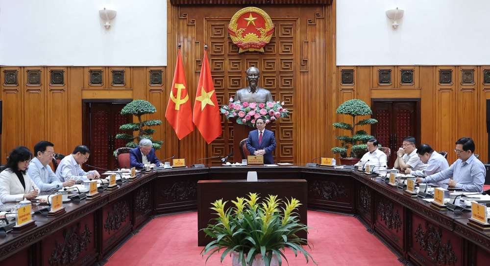 Thủ tướng Phạm Minh Chính chủ trì cuộc họp của Thường trực Chính phủ về công tác chuẩn bị triển khai dự án xây dựng kho dự trữ quốc gia dầu thô tại Nghi Sơn (Thanh Hóa) - Ảnh: VGP