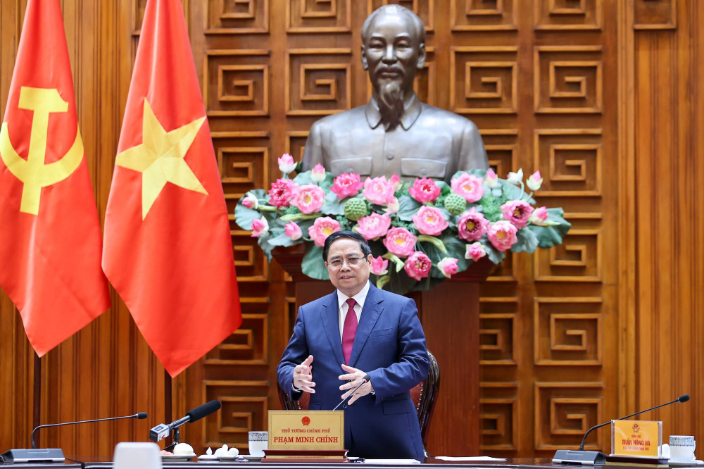 Thủ tướng nhấn mạnh yêu cầu bảo đảm an ninh, an toàn, kể cả trường hợp có sự cố đặc biệt xảy ra, đồng thời bảo đảm tính hiệu quả của các dự án - Ảnh: VGP