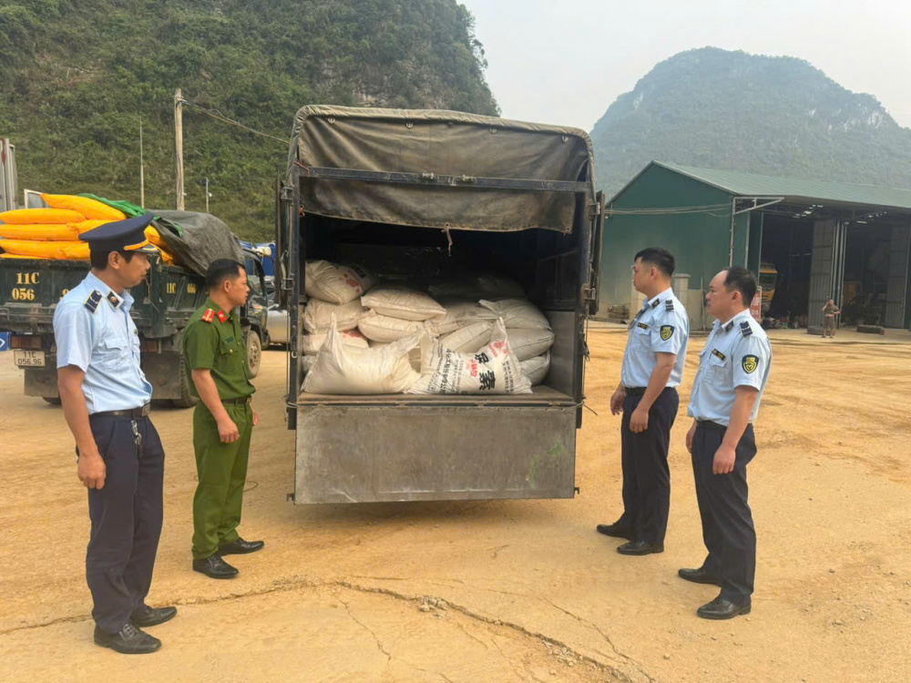 phân đạm nhập lậu