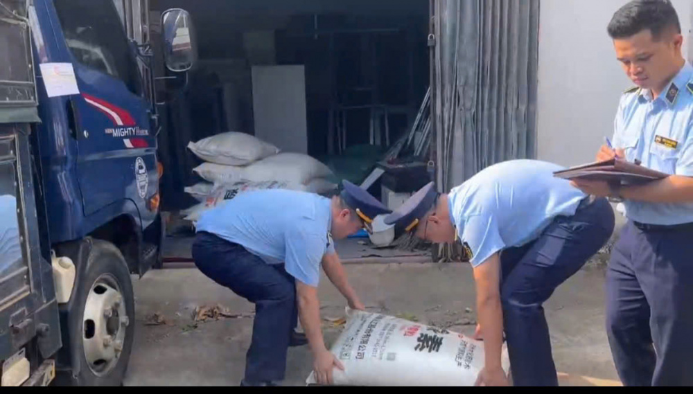 phân đạm nhập lậu