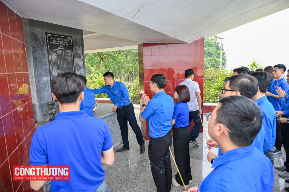 Đoàn Thanh niên Bộ Công Thương, Đoàn Thanh niên Công ty TNHH MTV Vận hành hệ thống điện và yhị trường điện Quốc gia (NSMO) đã phối hợp cùng Đoàn Thanh niên Công ty Cổ phần Thủy điện Thác Bà tổ chức chuỗi hoạt động ý nghĩa tại tỉnh Lào Cai.