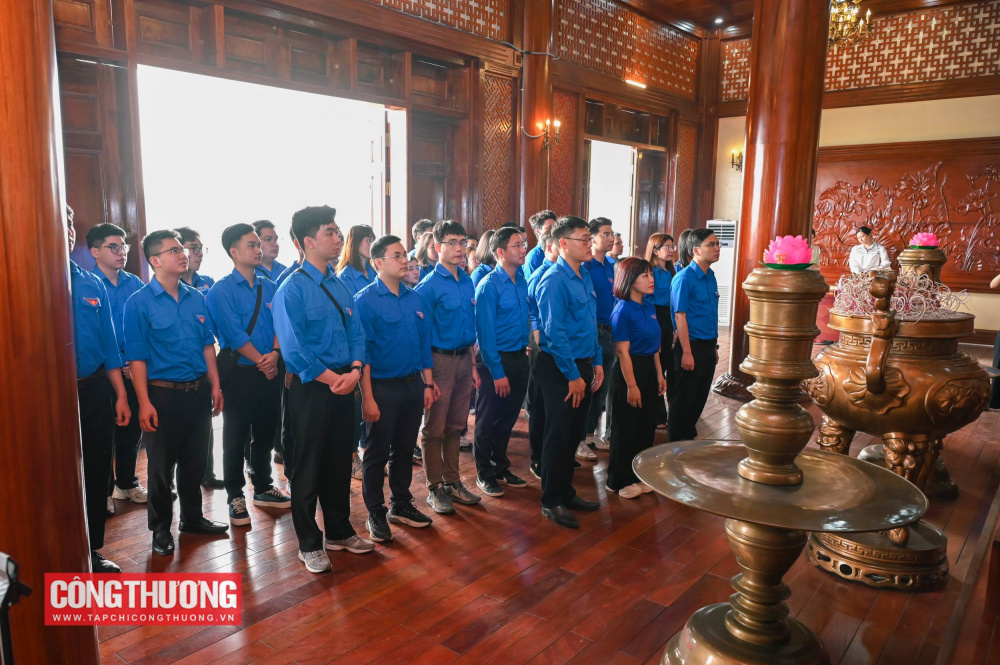 Thanh niên ngành Công Thương lan tỏa tinh thần xung kích qua chuỗi hoạt động tình nguyện tại Lào Cai