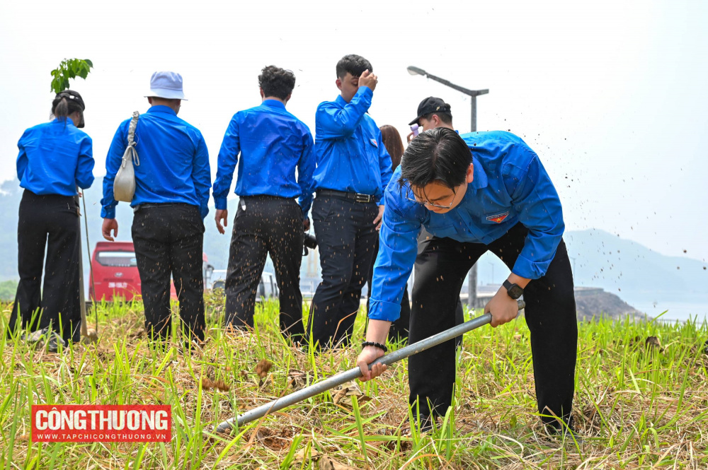 Thanh niên ngành Công Thương lan tỏa tinh thần xung kích qua chuỗi hoạt động tình nguyện tại Lào Cai