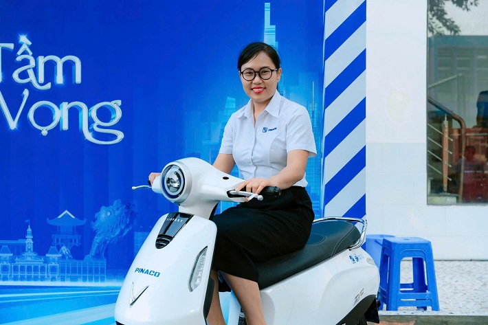 tri ân nhân viên 3