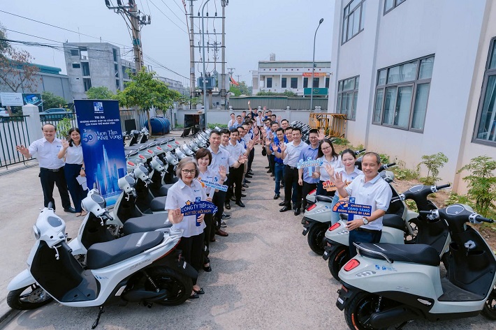 tri ân nhân viên 5