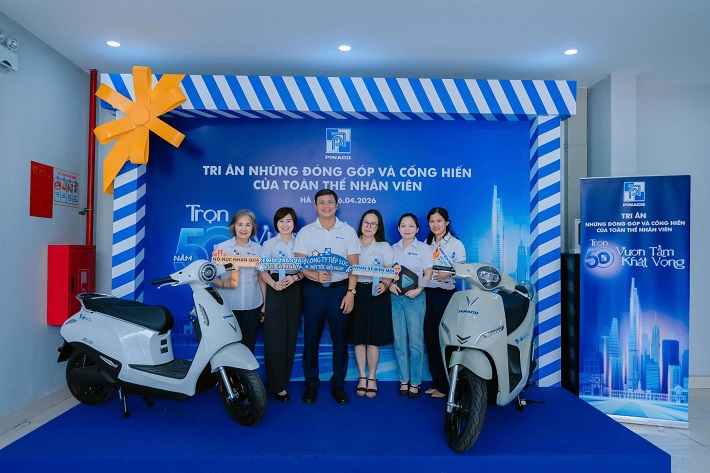 tri ân nhân viên 7