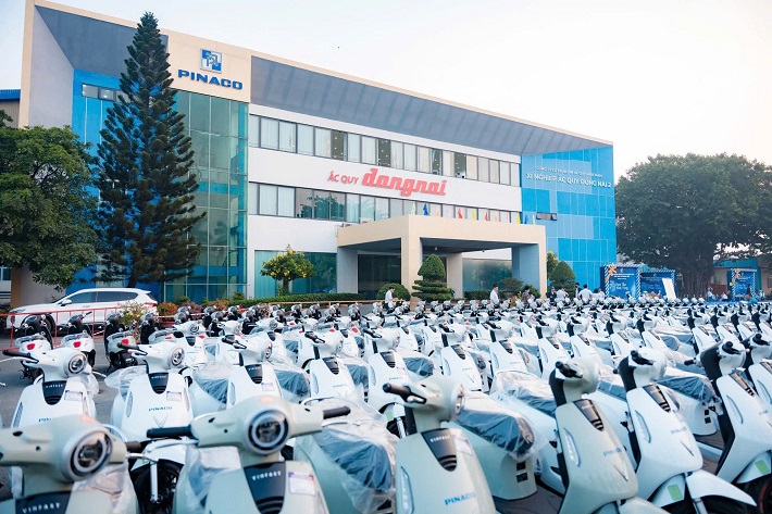 tri ân nhân viên 9