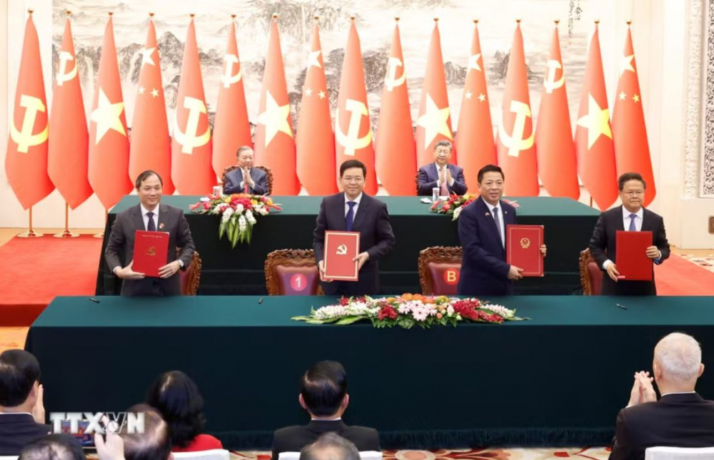 hợp tác đường sắt