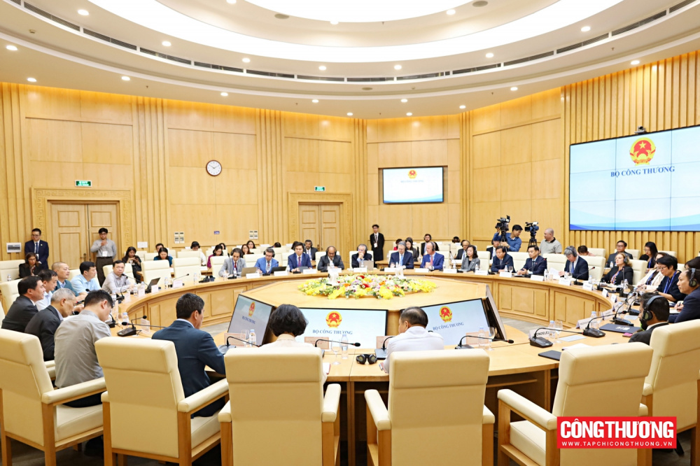 Thứ trưởng Nguyễn Sinh Nhật Tân tiếp Đoàn doanh nghiệp Hội đồng Kinh doanh Hoa Kỳ - ASEAN (USABC)